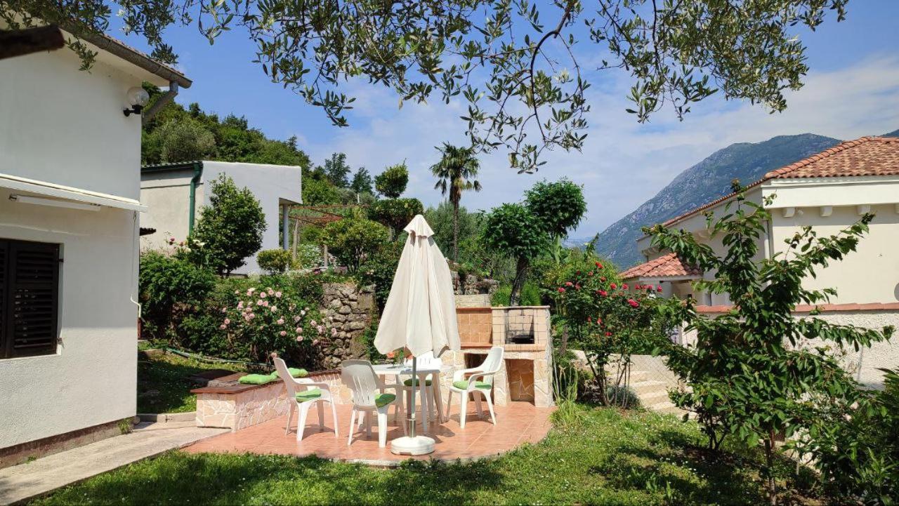 Holiday House In The Kotor Bay Exteriör bild